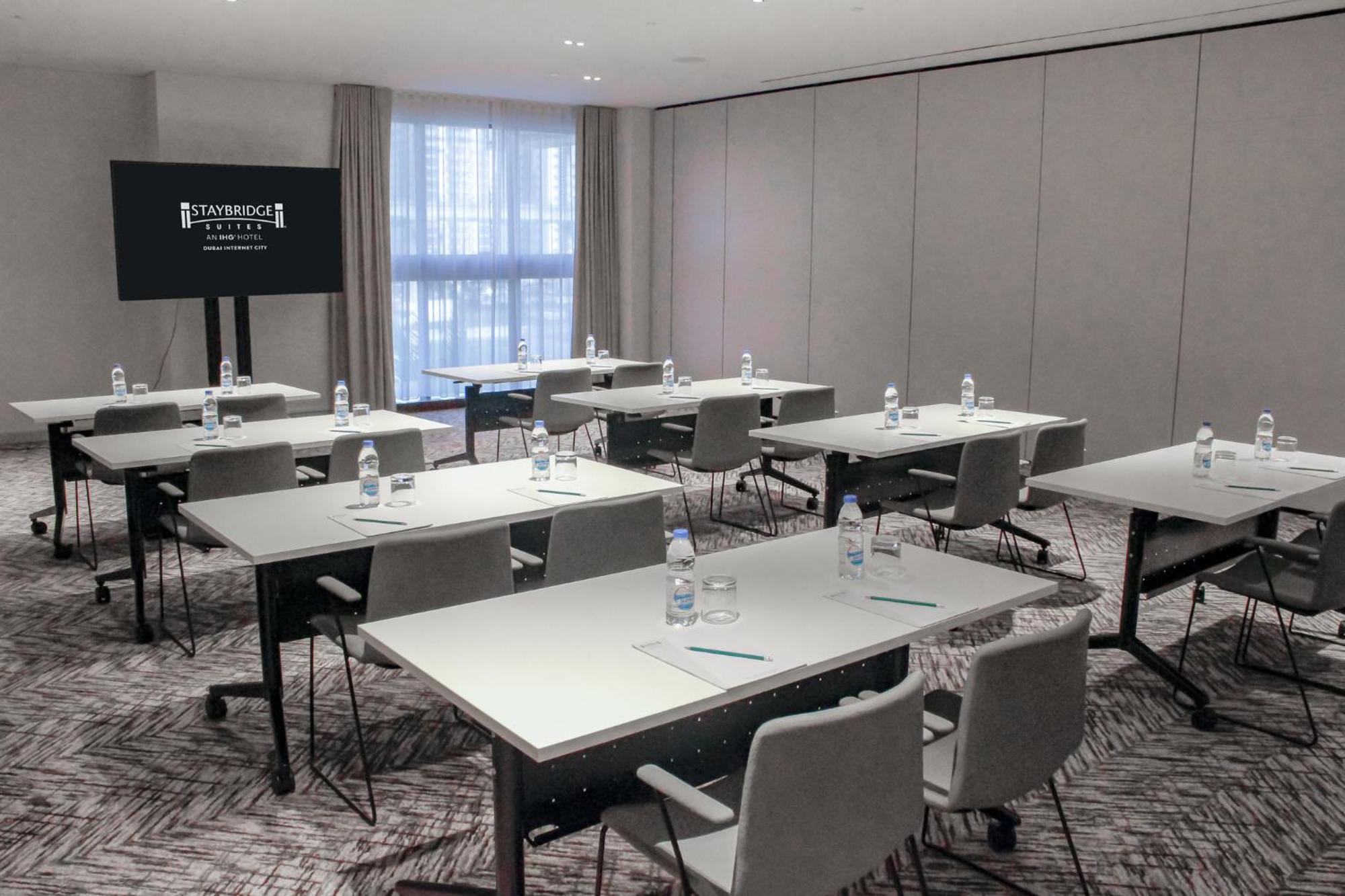 Staybridge Suites Dubai Internet City By Ihg Eksteriør bilde
