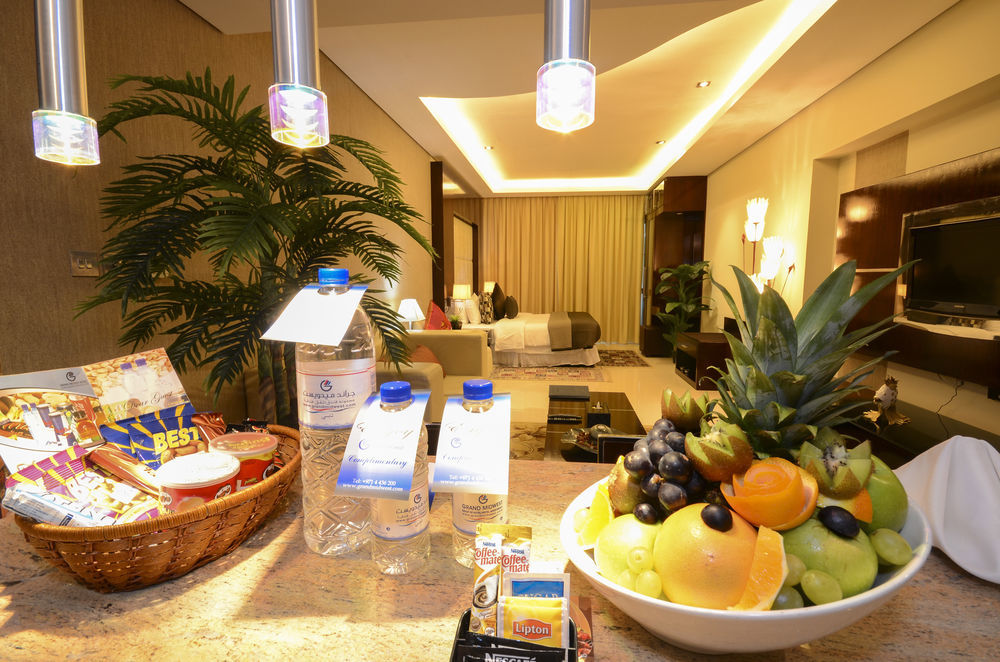 Staybridge Suites Dubai Internet City By Ihg Eksteriør bilde